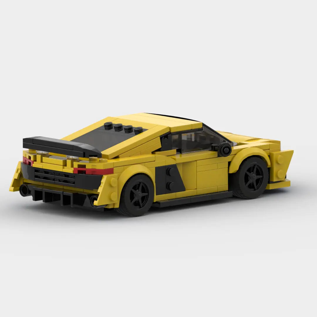 Brick Car (R8)